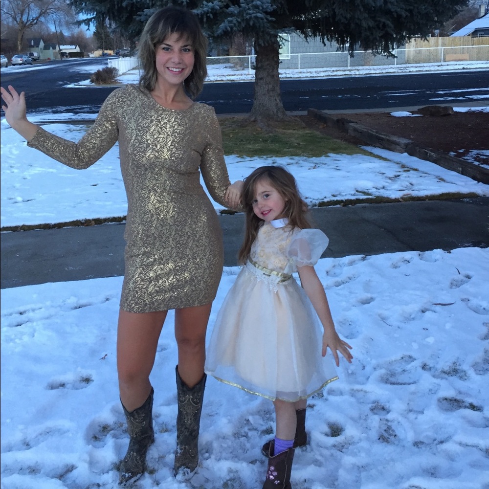 Meet your Posher, Arin